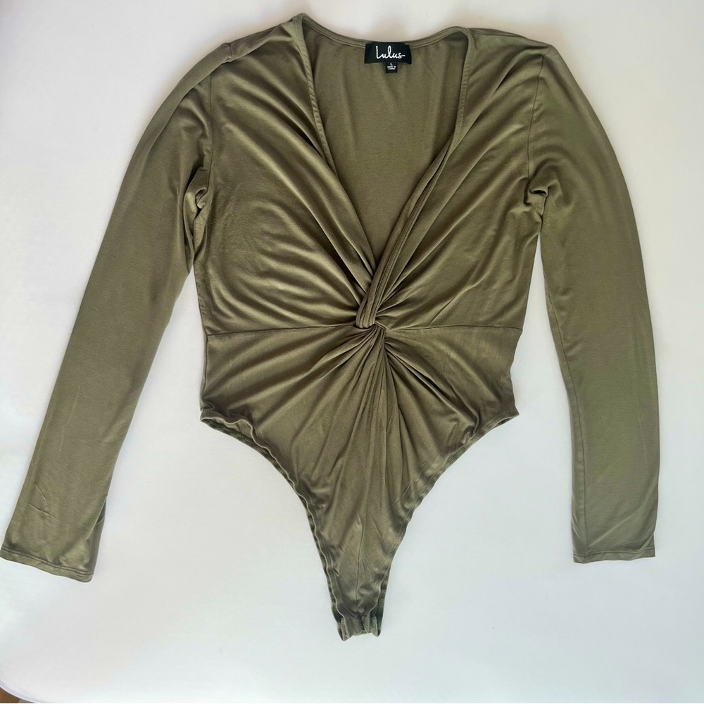 Long Sleeve V Neck Bodysuit